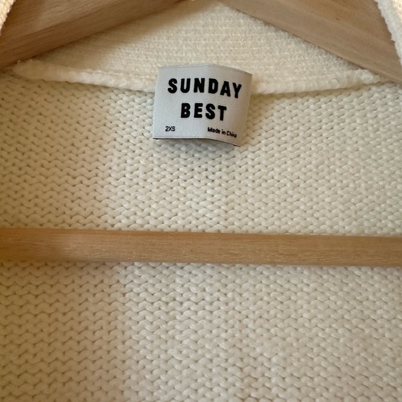 Aritzia cream cardigan - Picture 2 of 3